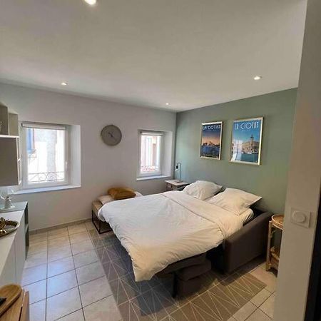 Appartement Climatise En Bord De Mer 라시오타 외부 사진